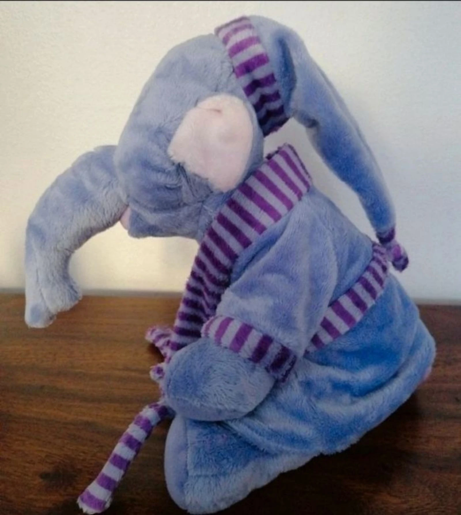 Peluche Lumpy avec son peignoir l'éléphant Winnie l'ourson Nicotoy – photo 3